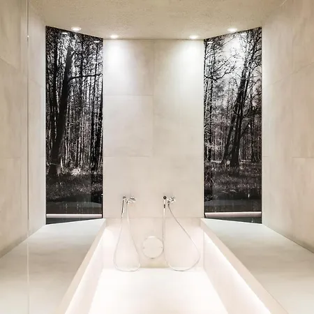 ホテル Nosalowy Park & 5*