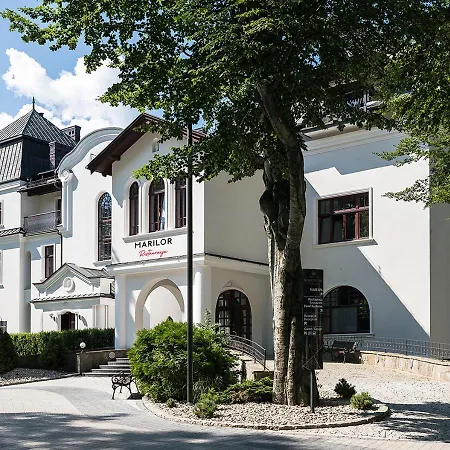 Nosalowy Park & Готель Закопане